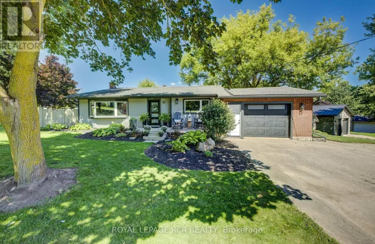 22 SMITH DRIVE, Mapleton, Ontario N0G1P0