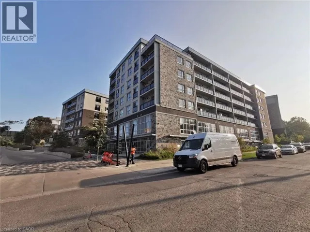 275 LARCH Street Unit# G502, Waterloo, Ontario N2L3R2