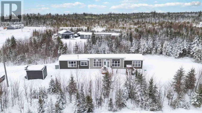 33 Jet Court, Devon, Nova Scotia B2T0N8