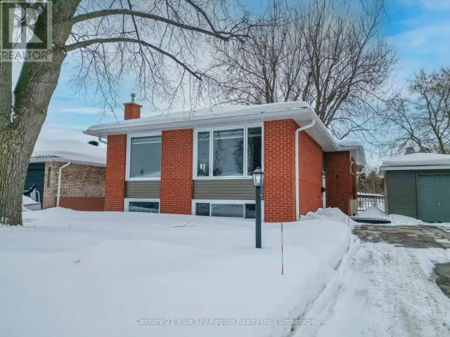 5 KNOX COURT, North Bay (Ferris), Ontario P1A2P6