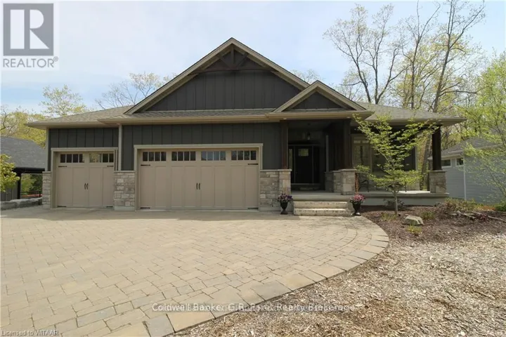 10151 PINERY BLUFFS ROAD, Lambton Shores (Grand Bend), Ontario N0M1T0