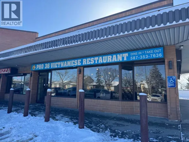 135 Whitefield Drive, Calgary, Alberta T1Y5X1