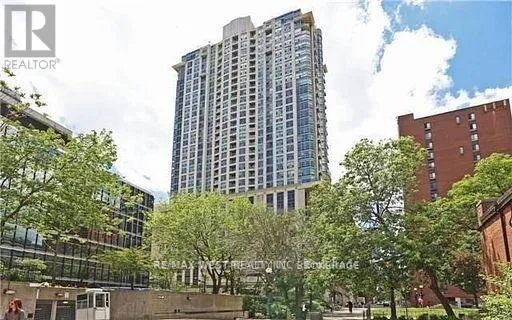 2012 - 8 PARK ROAD, Toronto (Rosedale-Moore Park), Ontario M4W3S5