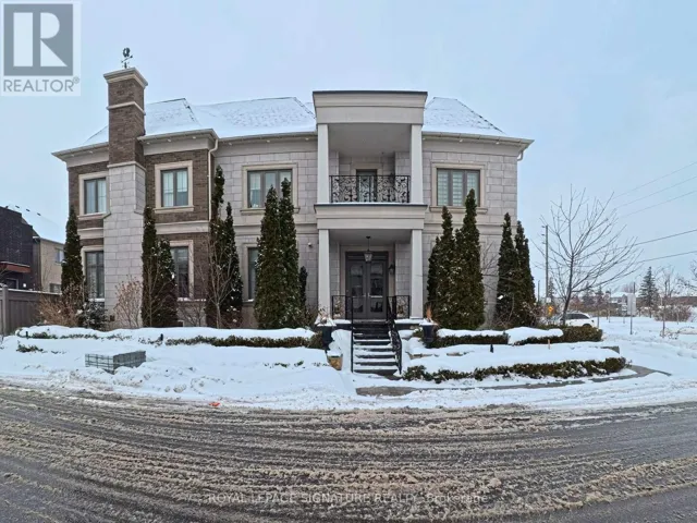 231 HILLSVIEW DRIVE, Richmond Hill (Observatory), Ontario L4C1T2