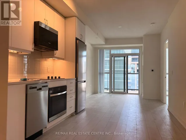 38 ANNIE CRAIG DRIVE, Toronto (Mimico), Ontario M8V0C9