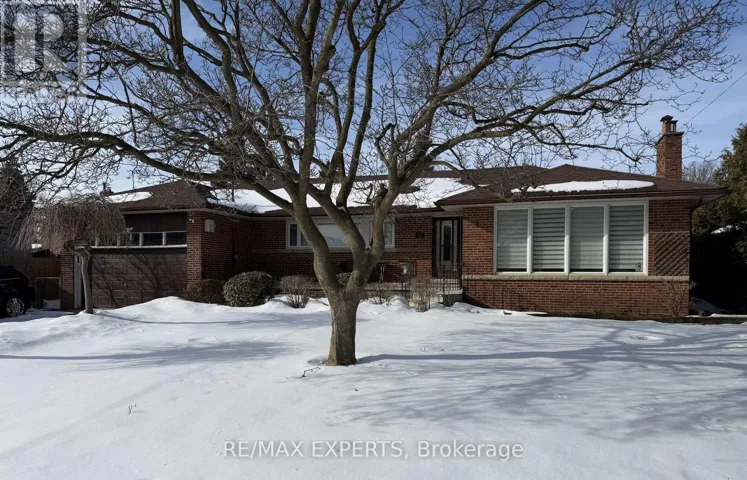 42 COWLEY AVENUE, Toronto (Islington-City Centre West), Ontario M8B2E3