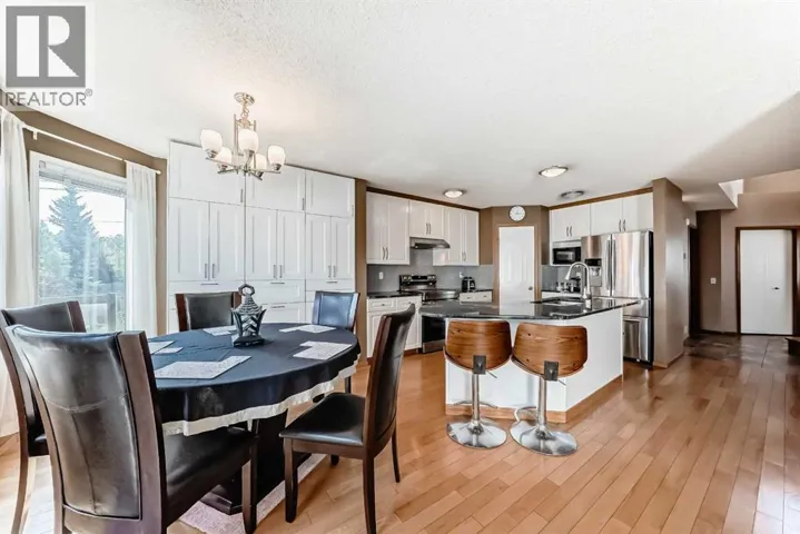 170 Shawbrooke Green SW, Calgary, Alberta T2Y3C6