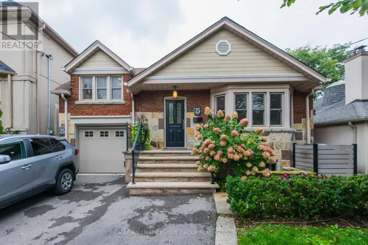 25 FLANDERS ROAD, Toronto (Humewood-Cedarvale), Ontario M6C3K5