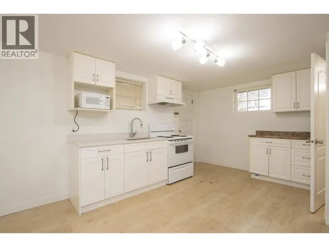 1785 COTTON DRIVE, Vancouver, British Columbia V5N3V1