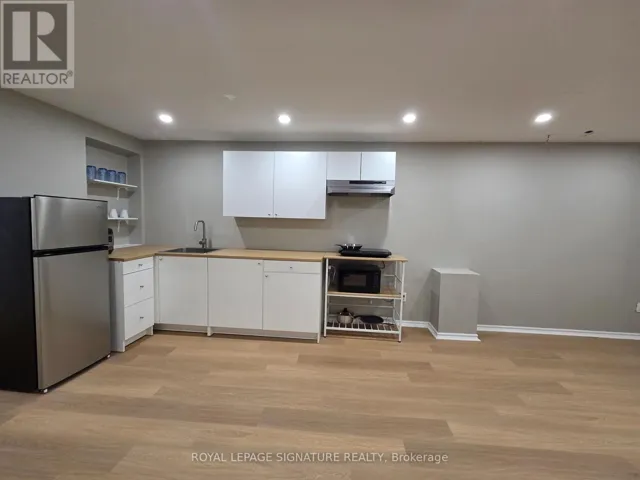 BSMT - 971 LEDBURY CRESCENT, Mississauga (East Credit), Ontario L5V2R3