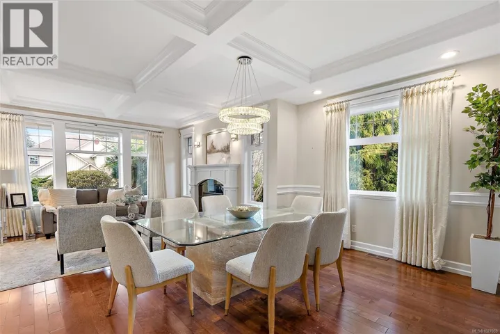 4973 La Quinta Pl, Saanich, British Columbia V8Y3G9