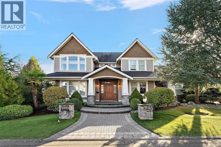 4973 La Quinta Pl, Saanich, British Columbia V8Y3G9