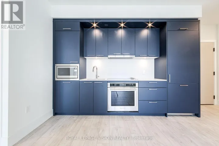 334 - 858 DUPONT STREET, Toronto (Dovercourt-Wallace Emerson-Junction), Ontario M6G0C1