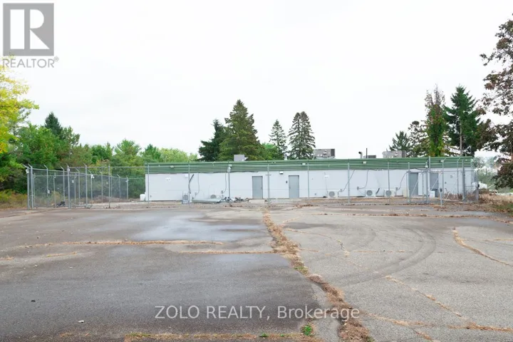 380 HARDY ROAD, Brantford, Ontario N3T5L8