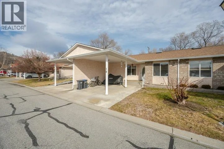 115 REDWING Place Unit# 18, Oliver, British Columbia V0H1T4