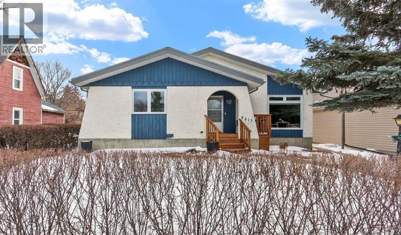 4618 48 Avenue, Olds, Alberta T4H1C8