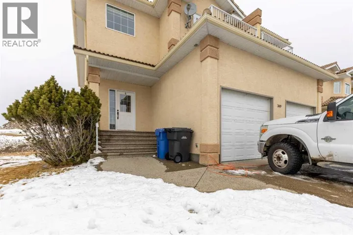 4, 369 Canyon Boulevard W, Lethbridge, Alberta T1K6V2