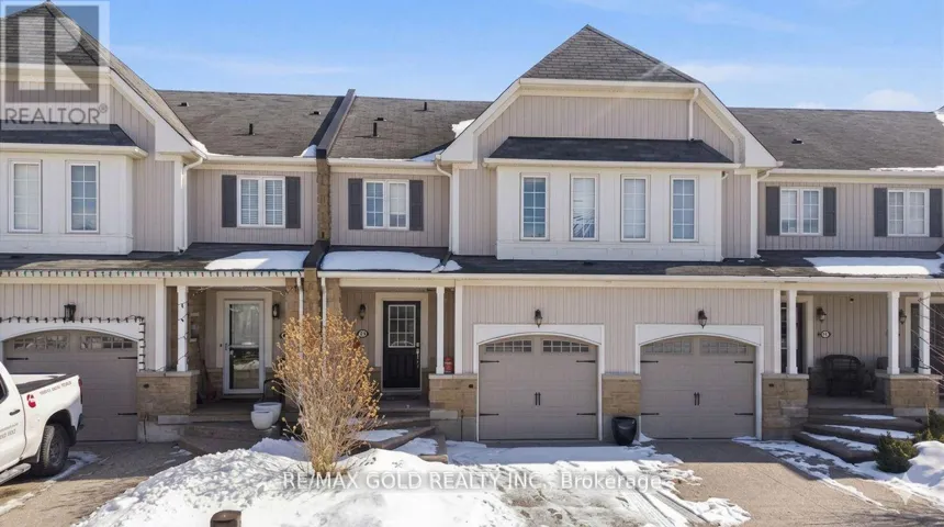 51 BRADLEY AVENUE, Hamilton (Binbrook), Ontario L0R1C0