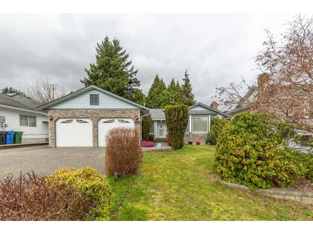 34813 CHANTRELL PLACE, Abbotsford, British Columbia V3G1G5