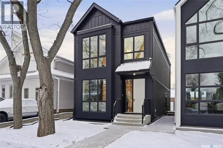 1137 13th STREET E, Saskatoon, Saskatchewan S7H0B8