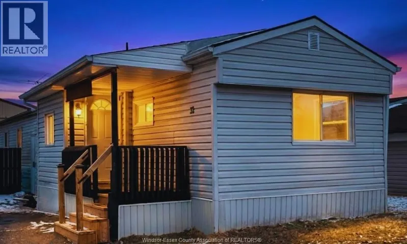 32 WILDER DRIVE North, Lakeshore, Ontario N8N2S2