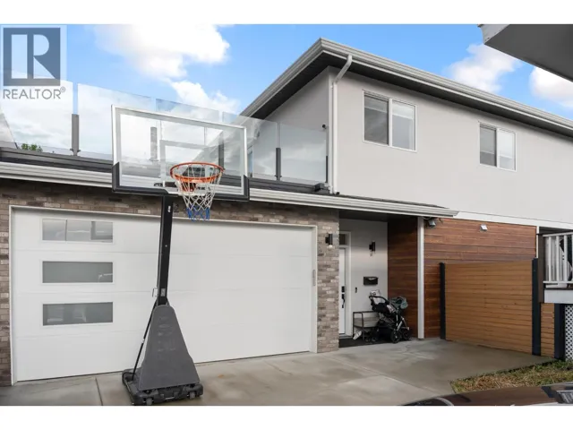 2481 Ethel Street, Kelowna, British Columbia V1Y3A4