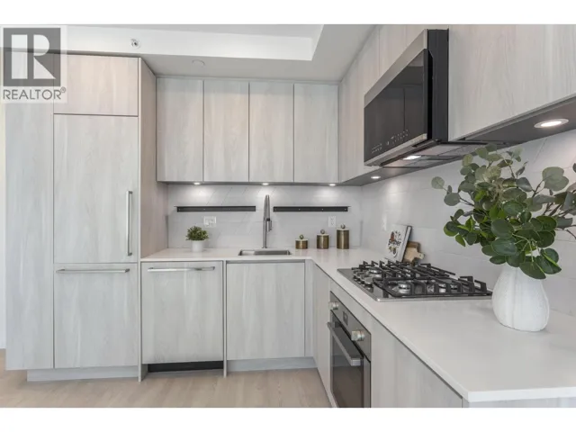 206 3264 VANNESS AVENUE, Vancouver, British Columbia V5R0L5