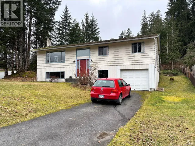 530 Dogwood Dr, Gold River, British Columbia V0P1G0