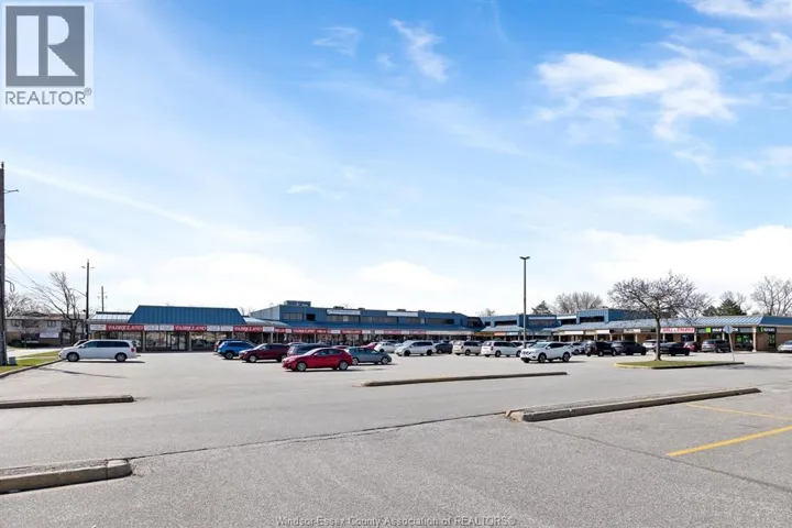 7605 TECUMSEH ROAD East, Windsor, Ontario N8T3H1