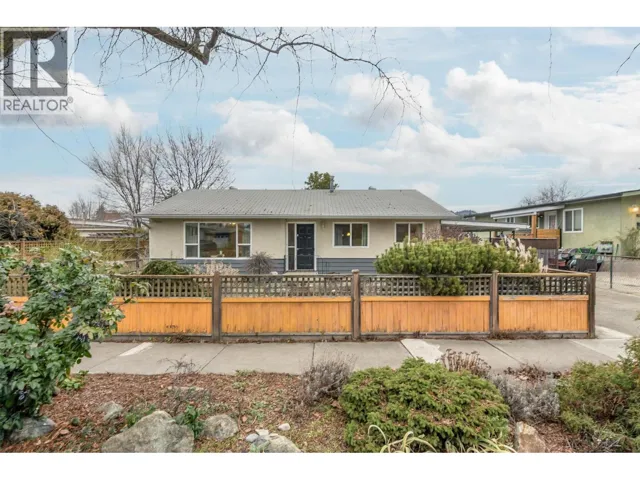 1122 Stockwell Avenue, Kelowna, British Columbia V1Y6W6
