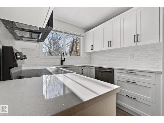 9969 171 Avenue NW, Edmonton, Alberta T5X4X2