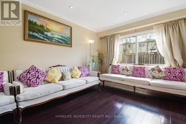 76 - 7500 GOREWAY DRIVE, Mississauga (Malton), Ontario L4T3C7