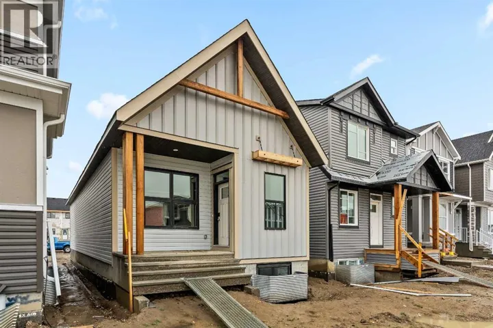 19832 44 Street SE, Calgary, Alberta T3M4B8