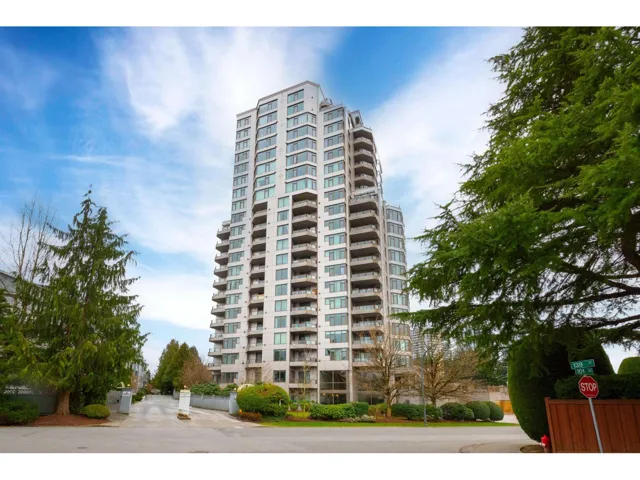403 13880 101 AVENUE, Surrey, British Columbia V3T5T1