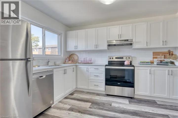 20 ANNA CAPRI Drive Unit# 22, Hamilton, Ontario L8W1M6