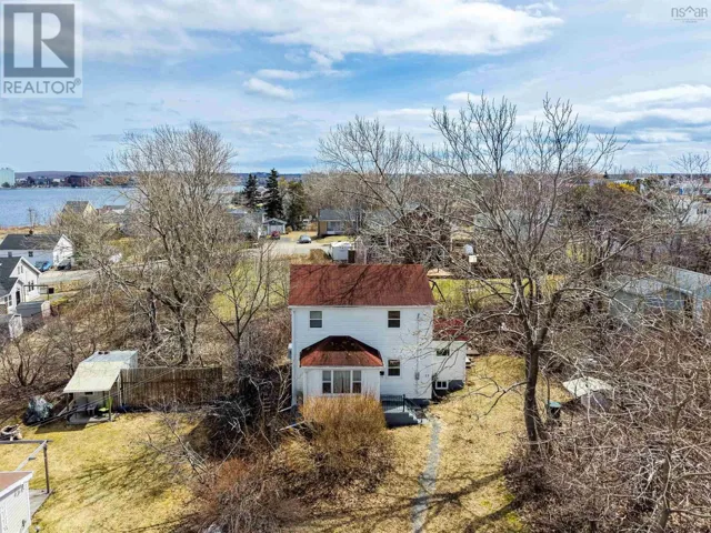 17 Fulton Avenue, Westmount, Nova Scotia B1R1J6