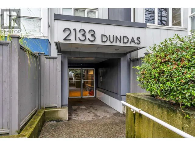 406 2133 DUNDAS STREET, Vancouver, British Columbia V5L1J7