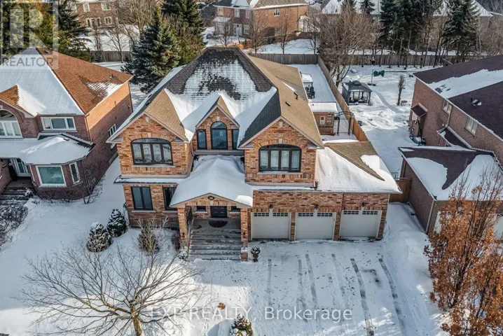 598 LYMAN BOULEVARD, Newmarket (Stonehaven-Wyndham), Ontario L3X1V9