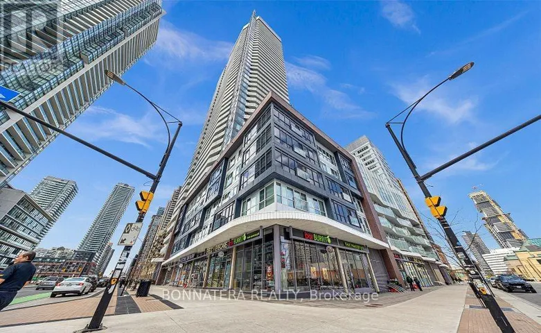 2004 - 4065 CONFEDERATION PARKWAY, Mississauga (City Centre), Ontario L5B0L4