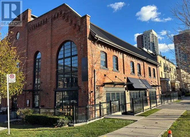 33 POWERHOUSE STREET, Toronto (Dovercourt-Wallace Emerson-Junction), Ontario M6H4K7