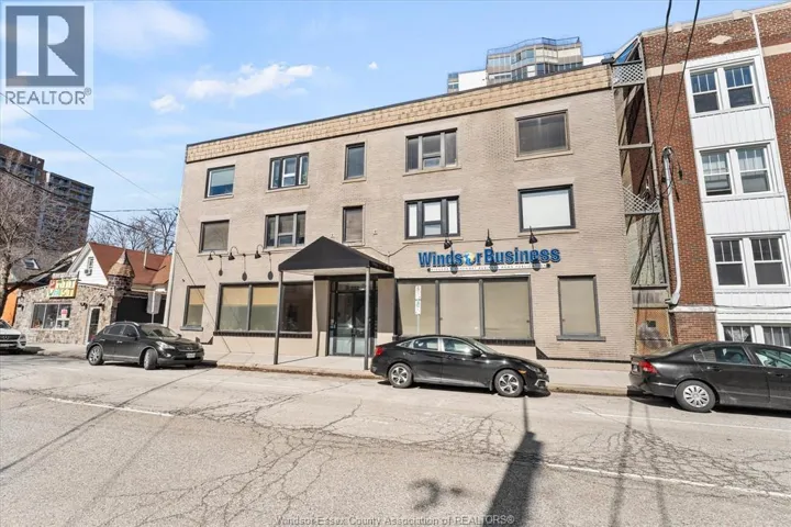 554 PITT STREET West, Windsor, Ontario N9A5M2