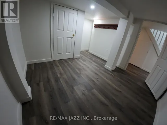 548 FRONT STREET, Oshawa (Central), Ontario L1H4V3