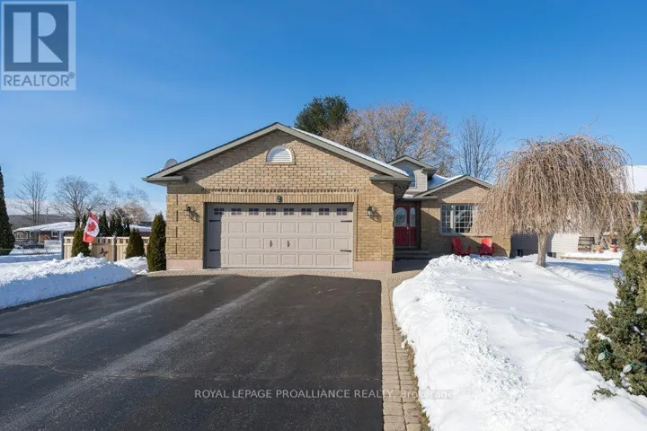 2 STONEGATE CRESCENT, Quinte West (Frankford Ward), Ontario K0K2C0