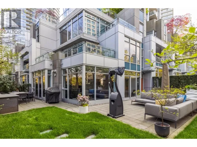 TH22 1281 W CORDOVA STREET, Vancouver, British Columbia V6C3R5