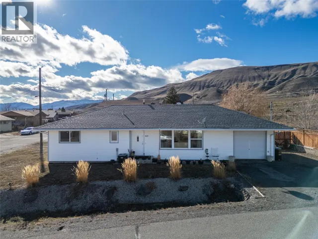 611 PINE Street, Ashcroft, British Columbia V0K1A0
