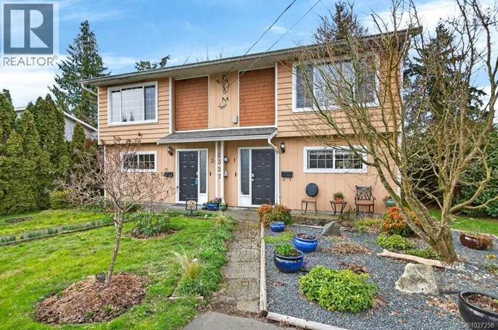 2327 Willemar Ave, Courtenay, British Columbia V9N3M7