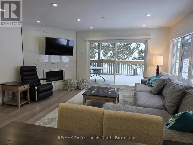 105 – 32 DEERHURST GREENS DRIVE, Huntsville (Chaffey), Ontario P1H2E8