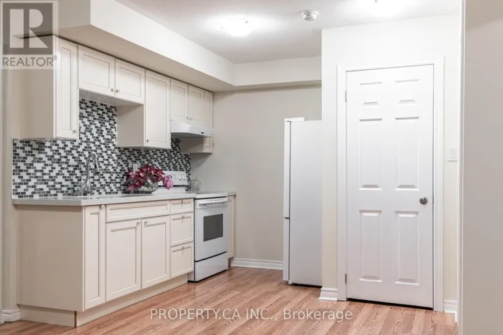 LOWER - 70 GRAND TRUNK AVENUE, Vaughan (Patterson), Ontario L6A0X8