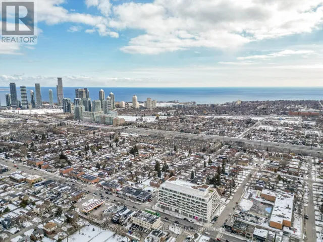 511 - 689 THE QUEENSWAY STREET, Toronto (Stonegate-Queensway), Ontario M8Y0C8