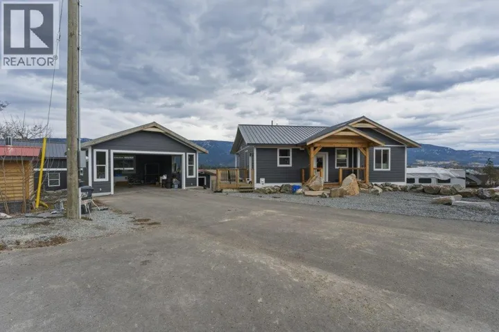 4370 Round Prairie Road, Spallumcheen, British Columbia V0E2B4